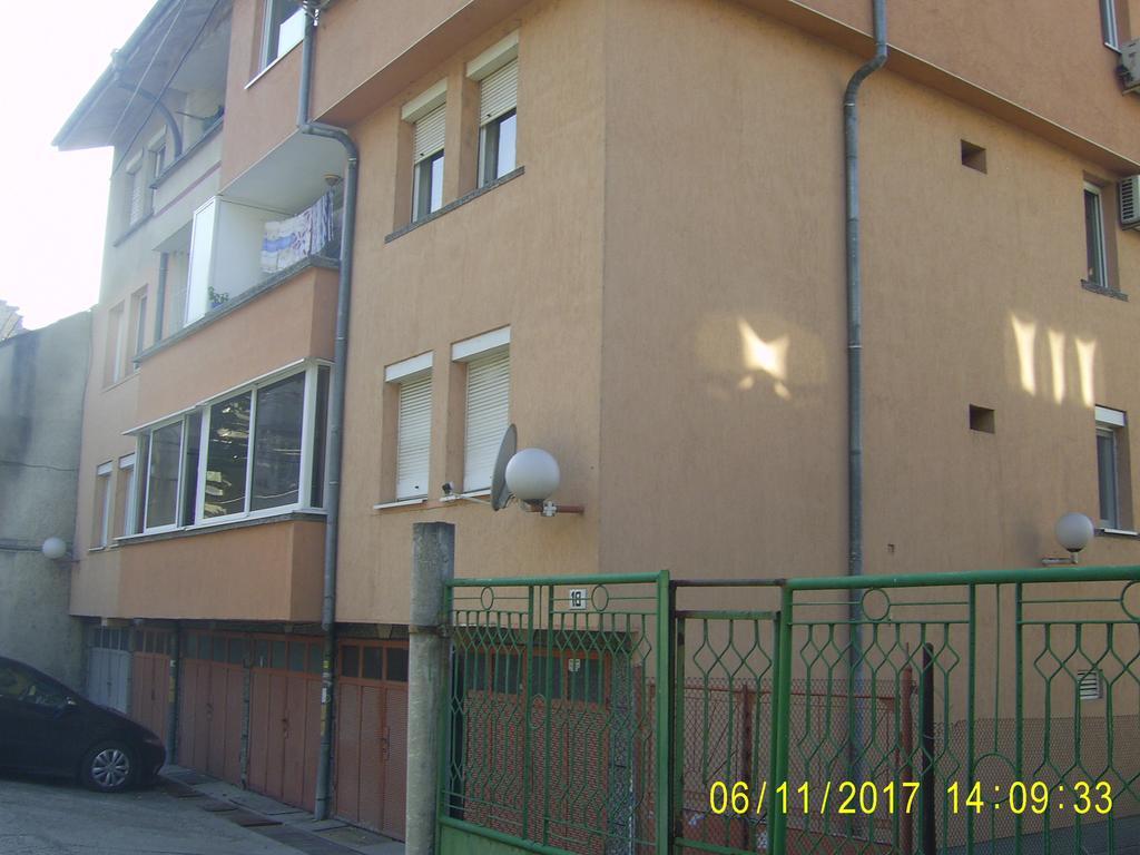 Апартаменти Studio Pleven Center Екстер'єр фото